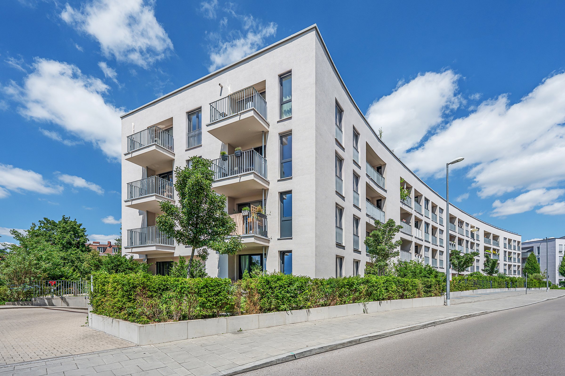 Foto Hochwertige und junge 3 Zi.-Wohnung mit Ost-S�d Balkon und Einbauk�che