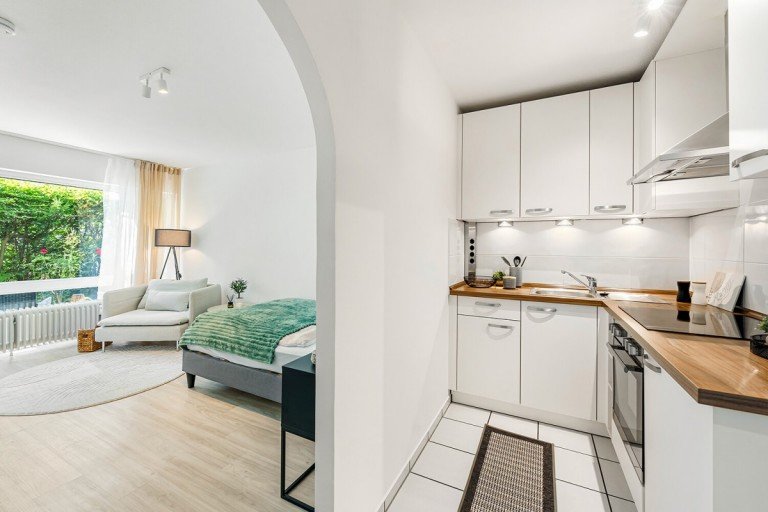  M�nchen Etagenwohnung Sehr sch�ne 2 Zi.-Wohnung mit West-Dachloggia inkl. EBK am Harras (U6)