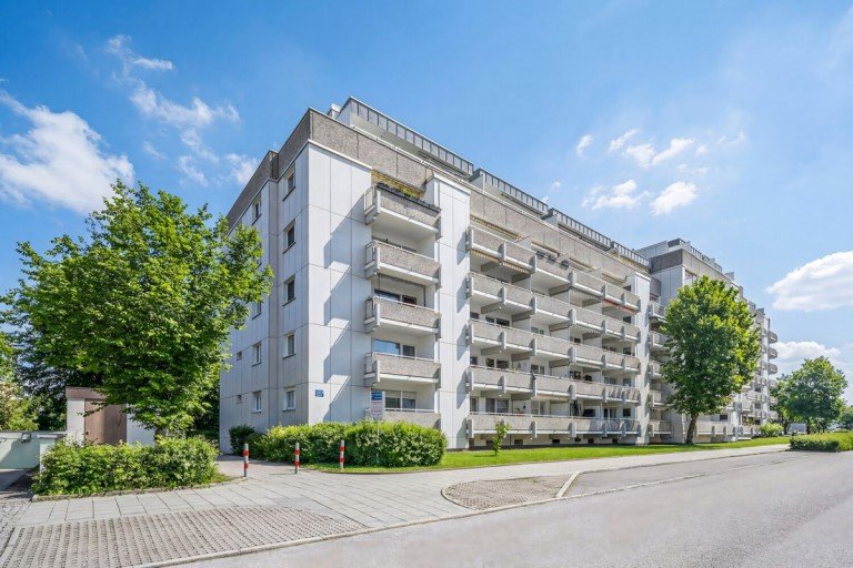  Germering Erdgeschosswohnung provisionsfrei! - Sehr gut geschnittene 2 Zi.-Whg. mit West-Balkon in ruhiger Lage