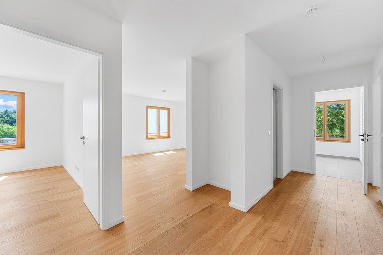  Taufkirchen Maisonettewohnung Sehr sch�ne und junge 2 Zi.-Maisonette-Wohnung mit S�d-Balkon in ruhiger Lage