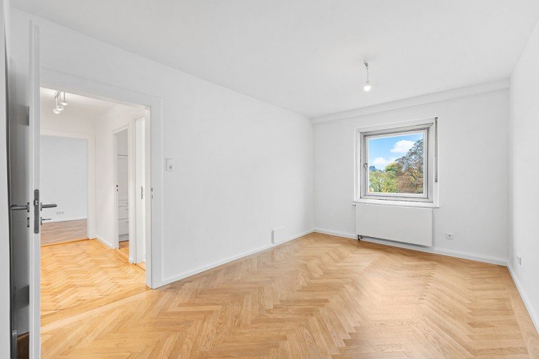 2 Zimmer M�nchen Erdgeschosswohnung Sehr sch�ne 2 Zi.-Wohnung mit ca. 74 m� S�d-West Privatgarten