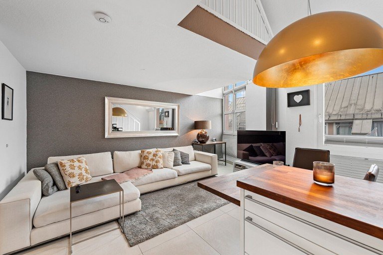  M�nchen Dachgeschosswohnung Exklusive Galeriewohnung mit sonniger Dachterrasse / Dachgarten - ruhige Lage nahe Leonrodplatz