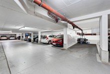 Exklusive Galeriewohnung mit sonniger Dachterrasse / Dachgarten - ruhige Lage nahe Leonrodplatz