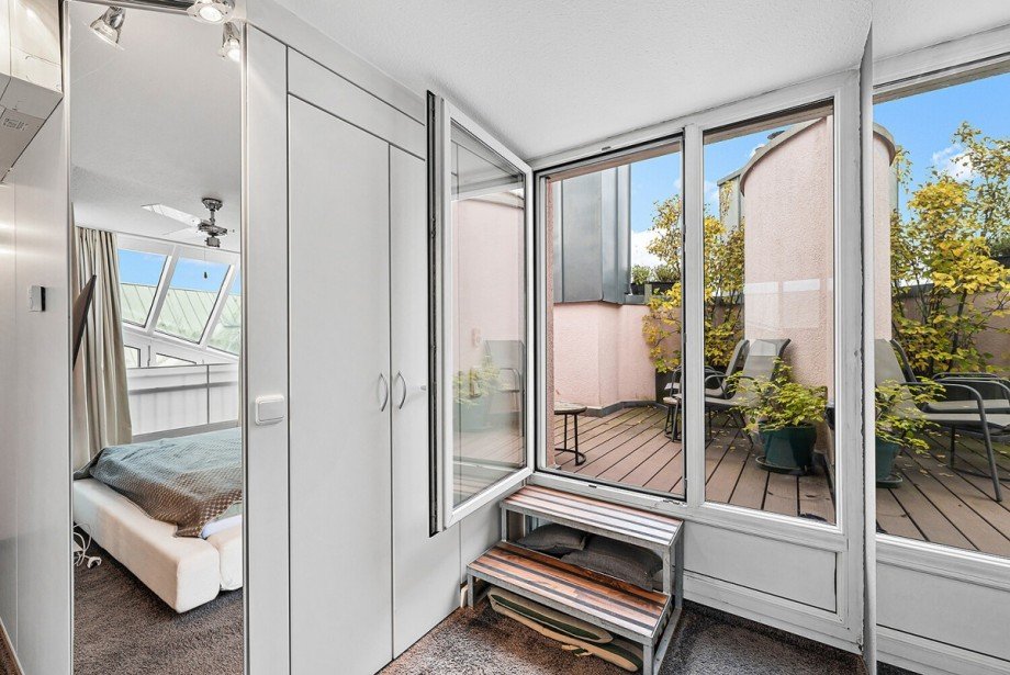  Dachgeschosswohnung M�nchen