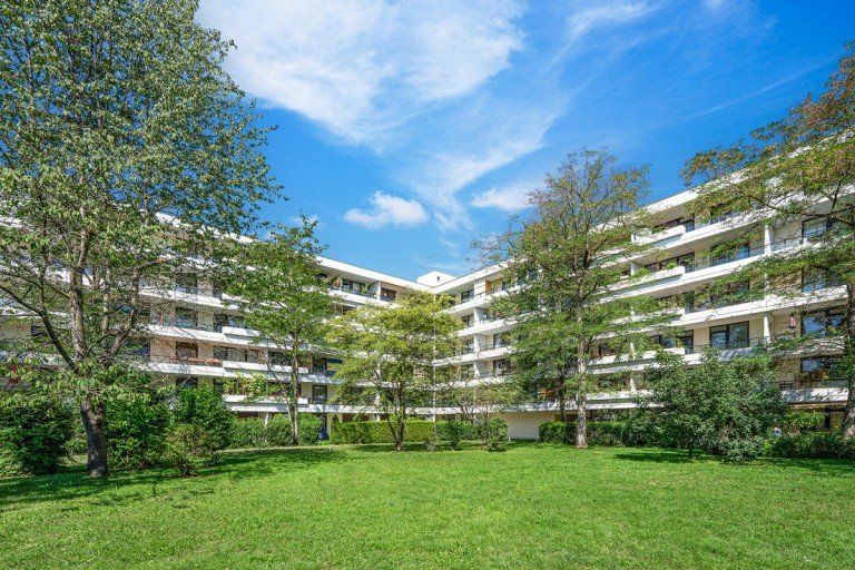  M�nchen Etagenwohnung Bestlage Altstadt-Lehel ! Ruhige 2 Zi.-Wohnung mit Einbauk�che und Balkon in den Innenhof